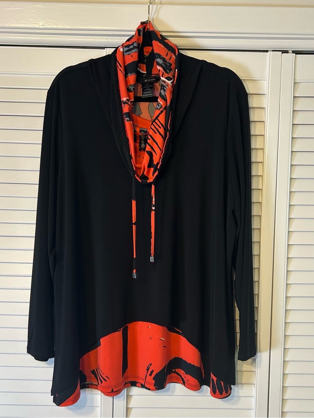 Ali Miles Cowl Neck Layered Tunic Red/Blk/Gray Size 1X EUC